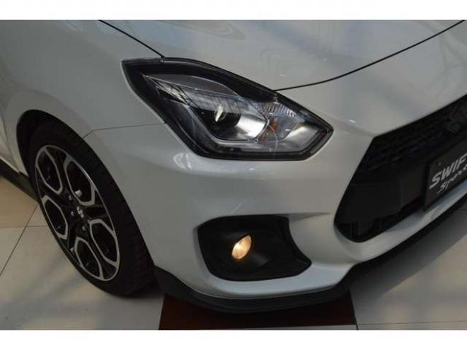 スイフトスポーツ 1.4 スズキセーフティサポート非装着車　ワンオーナーF6速マニュアルFFターボLED 2WD 1400