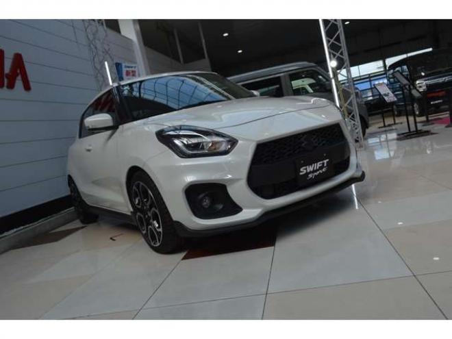 スイフトスポーツ 1.4 スズキセーフティサポート非装着車　ワンオーナーF6速マニュアルFFターボLED 2WD 1400