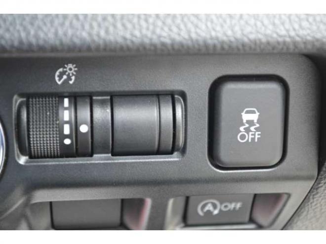 インプレッサスポーツ 2.0 i アイサイト プラウド エディション 4WD　特別仕様アイサイトナビTVバックカメラHID 2000