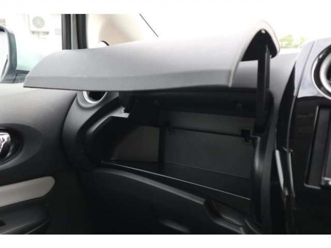 ノート1.2 e-POWER B FOUR 4WD　ナビ　バックカメラ　ETC　オートライト 1200