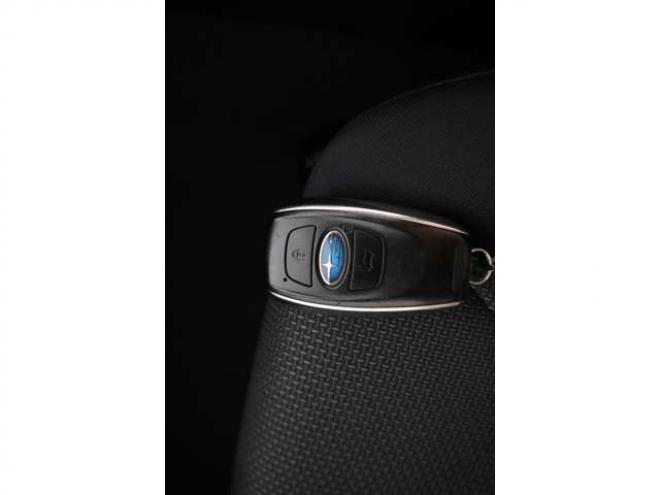 インプレッサスポーツ 1.6 i-L アイサイト 4WD　ナビ　バックカメラ　前側ドラレコ　ETC 1600