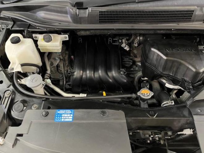 セレナハイウェイスター　Ｖセレクション＋セーフティ　本州仕入　寒冷地仕様　禁煙車　エマージェンシーブレーキ　車線逸脱警　純正１５インチＡＷ　社外１５ＡＷ＋スタッドレスタイヤ付　両側パワースライドドア　純正ナビ（フルセグ地デジ　ＤＶＤ再生　Ｂｌｕｅｔｏｏｔｈ）＋バック＆サイドカメラ　ドライブレコーダー　純正ＬＥＤヘッドライト　クルーズコントロール　アイドリングストップ　横滑り防止装置　ＥＴＣ 　タイミングチェーン 4WD 5 2000Dr