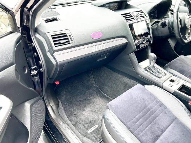 レヴォーグ2.0GT-Sアイサイト 4WD　ローンが不安な方＜優遇ローン＞寒冷地仕様　ターボ車　社外マフラー 4WD
