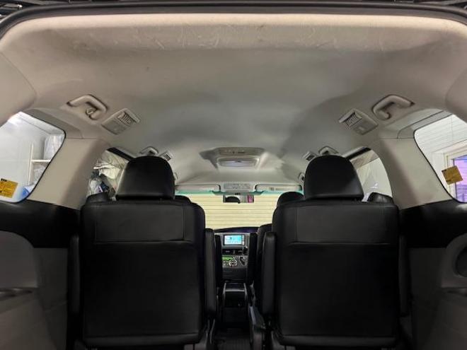 エスティマアエラス　レザーパッケージ　後期型　ワンオーナー　禁煙車　ＷＡＫＯＳバリアスコーティング済　社外１８インチＡＷ　社外１６ＡＷ＋スタッドレスタイヤ付　両側パワースライドドア　純正ブラックレザーシート　純正ＨＤＤナビ（フルセグ地デジ　ＤＶＤ再生　Ｂｌｕｅｔｏｏｔｈ）＋バックカメラ　コーナーセンサー　ＰＵＳＨスタート　スマートキー　クルーズコントロール　運転席パワーシート　２列目オットマン仕様　タイミングチェーン車　ＨＩＤ ヘッドライト 4WD 2400 5Dr