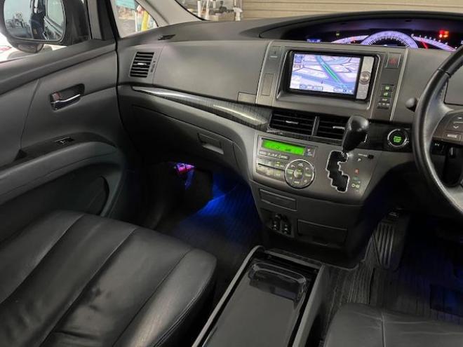 エスティマアエラス　レザーパッケージ　後期型　ワンオーナー　禁煙車　ＷＡＫＯＳバリアスコーティング済　社外１８インチＡＷ　社外１６ＡＷ＋スタッドレスタイヤ付　両側パワースライドドア　純正ブラックレザーシート　純正ＨＤＤナビ（フルセグ地デジ　ＤＶＤ再生　Ｂｌｕｅｔｏｏｔｈ）＋バックカメラ　コーナーセンサー　ＰＵＳＨスタート　スマートキー　クルーズコントロール　運転席パワーシート　２列目オットマン仕様　タイミングチェーン車　ＨＩＤ ヘッドライト 4WD 2400 5Dr