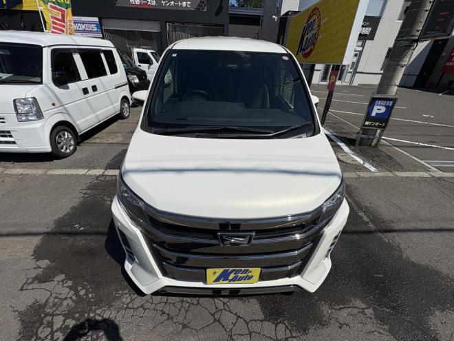 ノアNOAH 4WD SI WXB本州仕入　寒冷地仕様　ドラレコ前後　ブレーキアシスト　Bluetooth9インチフルセグナビ　バックカメラ　LEDHヘッドフォグランプ　ビルトインetc　ワンタッチ両パワースライドドア　VSC  アイドリングSTOP バイザー　プッシュスタートスペアー有　人気の7人乗り　 4WD 2000 5Dr