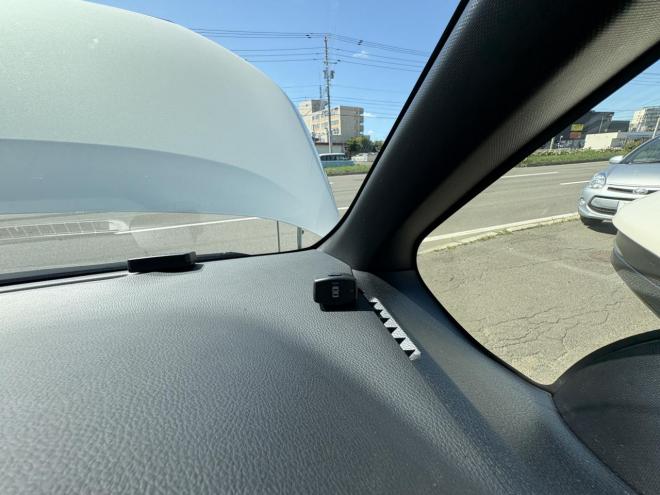 ノアNOAH 4WD SI WXB本州仕入　寒冷地仕様　ドラレコ前後　ブレーキアシスト　Bluetooth9インチフルセグナビ　バックカメラ　LEDHヘッドフォグランプ　ビルトインetc　ワンタッチ両パワースライドドア　VSC  アイドリングSTOP バイザー　プッシュスタートスペアー有　人気の7人乗り　 4WD 2000 5Dr