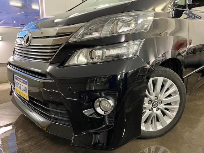 ヴェルファイア２．４Ｚ　後期型　本州仕入　禁煙車　ＷＡＫＯＳバリアスコーティング済　純正１８インチＡＷ＋新品夏タイヤ　社外１６ＡＷ＋スタッドレスタイヤ付　両側パワースライドドア　純正ＨＤＤナビ（フルセグ地デジ　ＤＶＤ再生　Ｂｌｕｅｔｏｏｔｈ）＋バックカメラ　純正１１インチリアフリップダウンモニター　コーナーセンサー　横滑り防止装置　ＨＩＤ　ＥＴＣ 　タイミングチェーン 4WD 2400 5Dr