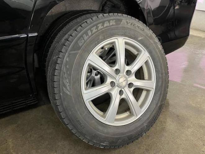 ヴェルファイア２．４Ｚ　後期型　本州仕入　禁煙車　ＷＡＫＯＳバリアスコーティング済　純正１８インチＡＷ＋新品夏タイヤ　社外１６ＡＷ＋スタッドレスタイヤ付　両側パワースライドドア　純正ＨＤＤナビ（フルセグ地デジ　ＤＶＤ再生　Ｂｌｕｅｔｏｏｔｈ）＋バックカメラ　純正１１インチリアフリップダウンモニター　コーナーセンサー　横滑り防止装置　ＨＩＤ　ＥＴＣ 　タイミングチェーン 4WD 2400 5Dr