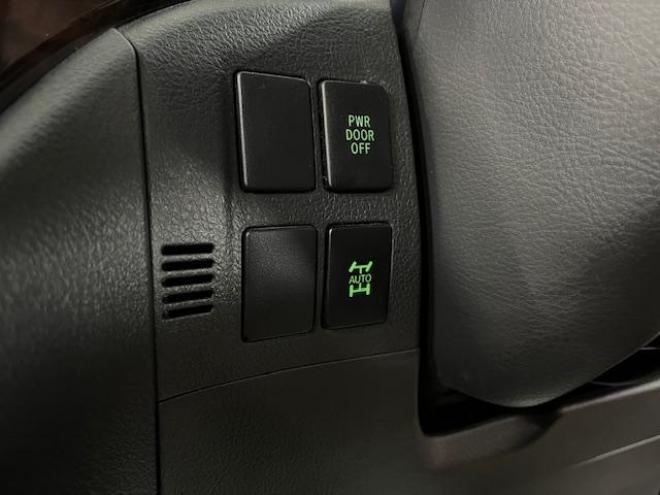 ヴェルファイア２．４Ｚ　後期型　本州仕入　禁煙車　ＷＡＫＯＳバリアスコーティング済　純正１８インチＡＷ＋新品夏タイヤ　社外１６ＡＷ＋スタッドレスタイヤ付　両側パワースライドドア　純正ＨＤＤナビ（フルセグ地デジ　ＤＶＤ再生　Ｂｌｕｅｔｏｏｔｈ）＋バックカメラ　純正１１インチリアフリップダウンモニター　コーナーセンサー　横滑り防止装置　ＨＩＤ　ＥＴＣ 　タイミングチェーン 4WD 2400 5Dr