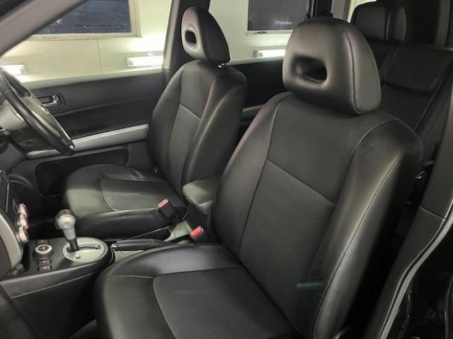 エクストレイル２０Ｘｔ　本州仕入　寒冷地仕様　禁煙車　ＷＡＫＯＳバリアスコーティング済　社外１６インチＡＷ＋ＴＯＹＯホワイトレタータイヤ　社外１６ＡＷ＋スタッドレスタイヤ付　カロッツェリアナビ（地デジ　ＤＶＤ再生ＯＫ再生　Ｂｌｕｅｔｏｏｔｈ）　純正カプロンシート　ヒルディセントコントロール　ＨＩＤヘッドライト　純正ハイパールーフレール　両席シートヒーター　インテリジェントキー　横滑り防止装置　タイミングチェーン車 4WD 2000 5Dr