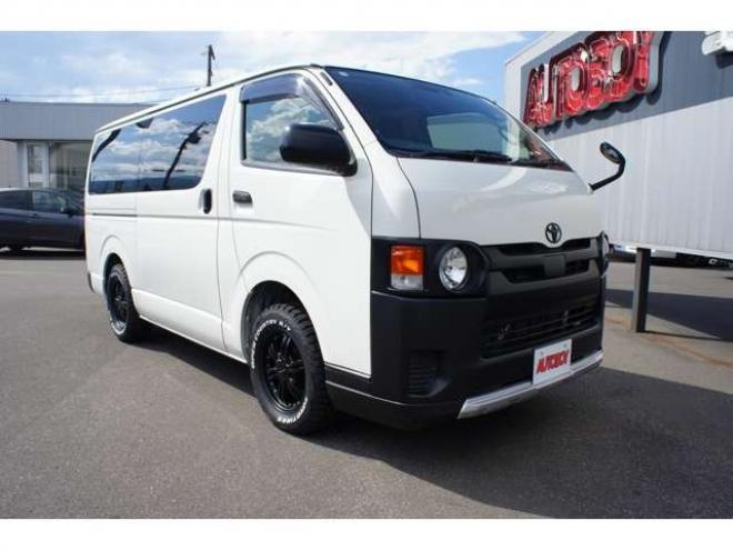 ハイエースバン2.8 DX ロング ディーゼルターボ 4WD　フロントシートセパレート仕様変更済　センターコンソール付　415COBRA丸目ライトキット&バッドラッカー16インチAW　415SAFARIフロントスポイラー　TOYOオープンカントリーR/T　電動格納ドアミラー 2800