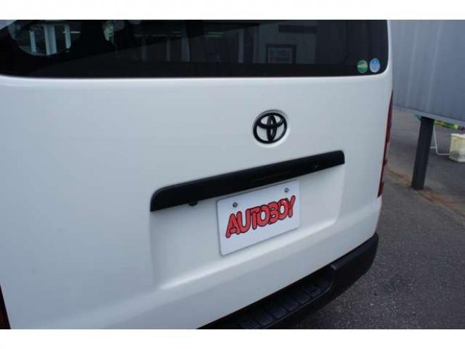 ハイエースバン2.8 DX ロング ディーゼルターボ 4WD　フロントシートセパレート仕様変更済　センターコンソール付　415COBRA丸目ライトキット&バッドラッカー16インチAW　415SAFARIフロントスポイラー　TOYOオープンカントリーR/T　電動格納ドアミラー 2800