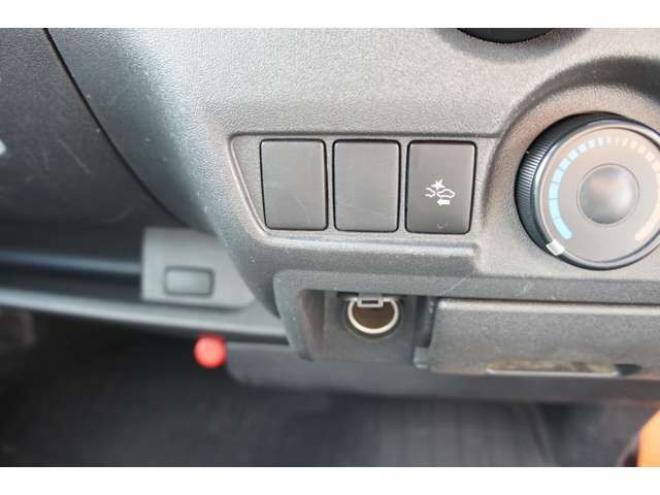 ハイエースバン2.8 DX ロング ディーゼルターボ 4WD　フロントシートセパレート仕様変更済　センターコンソール付　415COBRA丸目ライトキット&バッドラッカー16インチAW　415SAFARIフロントスポイラー　TOYOオープンカントリーR/T　電動格納ドアミラー 2800