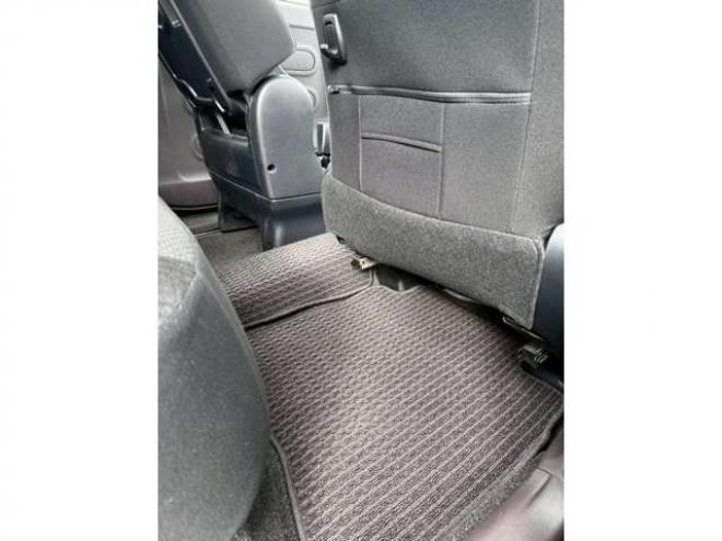 スペイド1.5 G 4WD　トヨタセーフェテセンス 1500