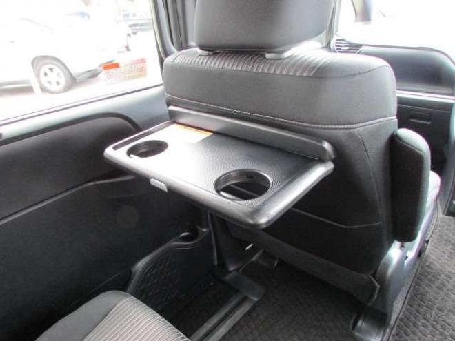 ノア2.0 Si 4WD　 2000