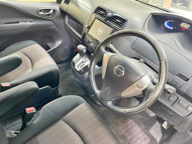 セレナ2.0ハイウェイスター 4WD 5年保証 スマキー パワスラ ナビTV Bカメ ETC 寒冷地仕様 禁煙 車検整備2年付 修復歴無