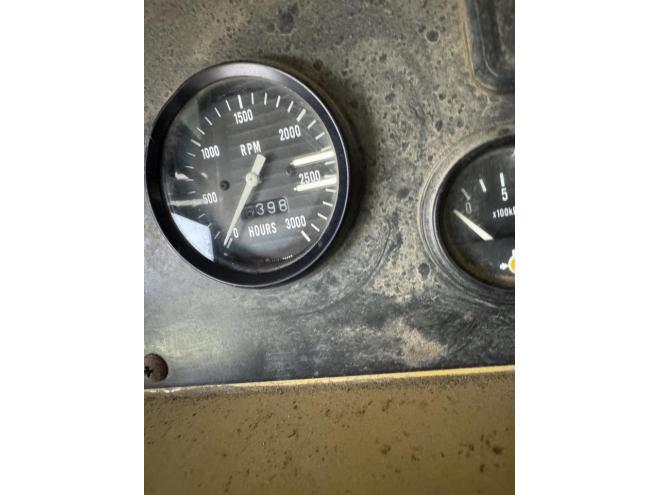 発電機EG220BS-2　220KVA