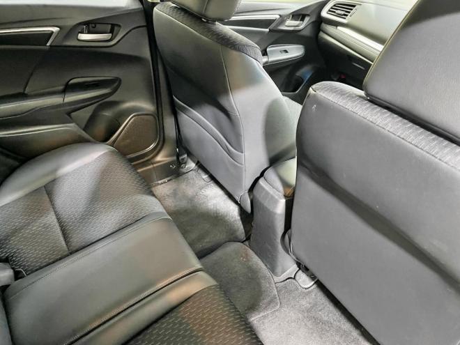 フィット1.5ハイブリッドLパッケージ 4WD 5年保証 スマキー ナビTV Bカメ ETC 寒冷地仕様 車検整備2年付 修復歴無