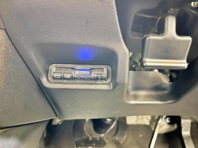 フィット1.5ハイブリッドLパッケージ 4WD 5年保証 スマキー ナビTV Bカメ ETC 寒冷地仕様 車検整備2年付 修復歴無