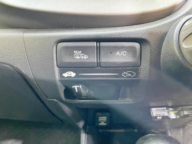 フィット1.3G 4WD 5年保証 ナビTV Bカメ ETC 寒冷地仕様 車検整備2年付 修復歴無