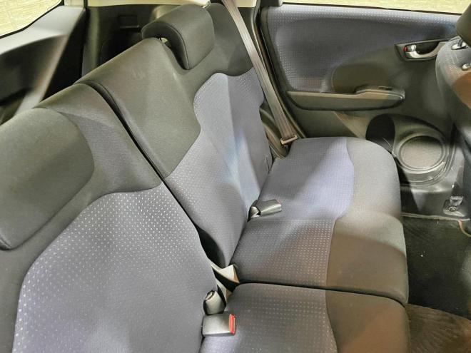 フィット1.3G 4WD 5年保証 ナビTV Bカメ ETC 寒冷地仕様 車検整備2年付 修復歴無