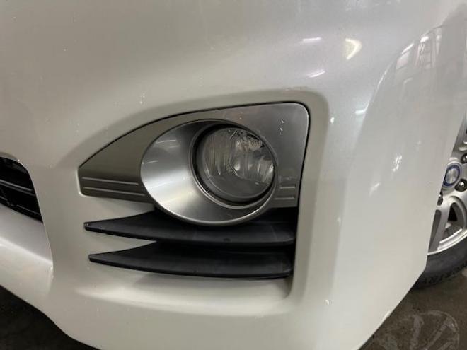 ヴォクシーＺＳキラメキⅡ　本州仕入　禁煙車　ＷＡＫＯＳバリアスコーティング済　社外１５インチＡＷ＋夏タイヤ　社外１５ＡＷ＋スタッドレスタイヤ付　両側パワースライドドア　純正ナビ（ワンセグ地デジ）＋バックカメラ　エンジンスターター　ＰＵＳＨスタート　スマートキー　パドルシフト　ＨＩＤヘッドライト　タイミングチェーン 4WD 2000 5Dr