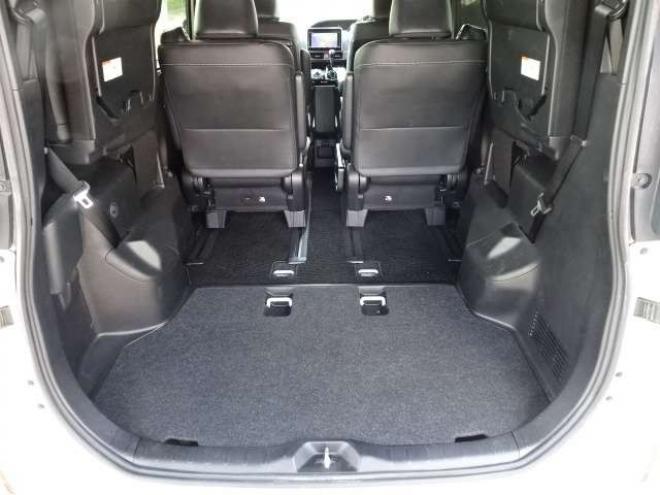 エスクァイア2.0 Gi 4WD　本州車　保証1年/走行距離無制限　4WD　モデリスタ　両側パワースライドドア　衝突軽減ブレーキ　LKA　純正ナビ 地デジ　バックカメラ　Bluetooth接続　本革シート　LEDヘッドライト　クルコン　7人乗り 2000