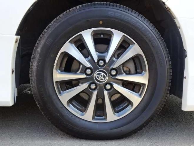 エスクァイア2.0 Gi 4WD　本州車　保証1年/走行距離無制限　4WD　モデリスタ　両側パワースライドドア　衝突軽減ブレーキ　LKA　純正ナビ 地デジ　バックカメラ　Bluetooth接続　本革シート　LEDヘッドライト　クルコン　7人乗り 2000