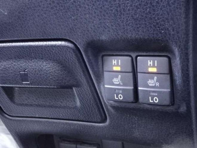 エスクァイア2.0 Gi 4WD　本州車　保証1年/走行距離無制限　4WD　モデリスタ　両側パワースライドドア　衝突軽減ブレーキ　LKA　純正ナビ 地デジ　バックカメラ　Bluetooth接続　本革シート　LEDヘッドライト　クルコン　7人乗り 2000