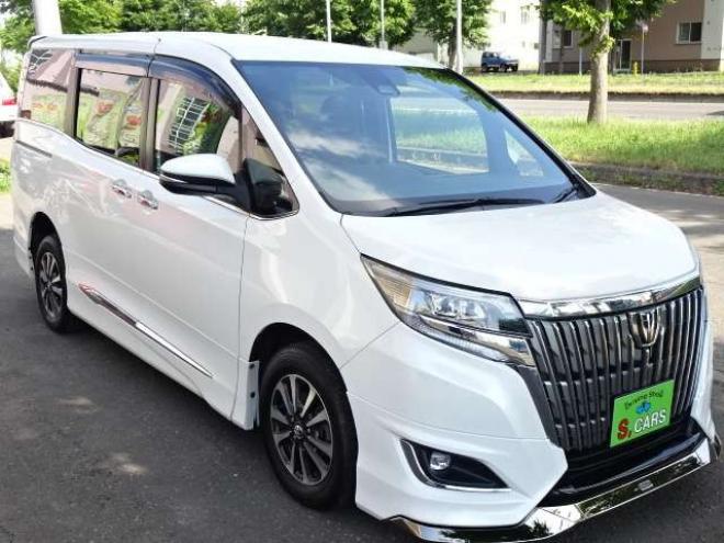 エスクァイア2.0 Gi 4WD　本州車　保証1年/走行距離無制限　4WD　モデリスタ　両側パワースライドドア　衝突軽減ブレーキ　LKA　純正ナビ 地デジ　バックカメラ　Bluetooth接続　本革シート　LEDヘッドライト　クルコン　7人乗り 2000