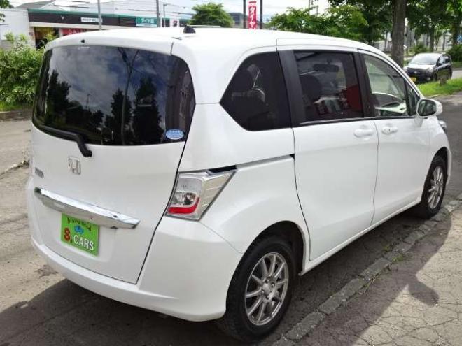 フリード1.5 G ジャストセレクション 4WD　検R9.4　即 納 可　本州車 保証1年/走行距離無制限　4WD パワースライドドア　純正ナビ　ワンセグ　バックカメラ　HID　Bluetooth接続　ハーフレザーシート　ビルトインETC　ステアリングスイッチ 1500