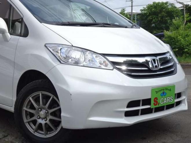 フリード1.5 G ジャストセレクション 4WD　検R9.4　即 納 可　本州車 保証1年/走行距離無制限　4WD パワースライドドア　純正ナビ　ワンセグ　バックカメラ　HID　Bluetooth接続　ハーフレザーシート　ビルトインETC　ステアリングスイッチ 1500