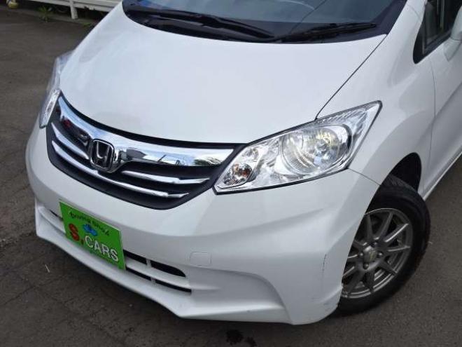 フリード1.5 G ジャストセレクション 4WD　検R9.4　即 納 可　本州車 保証1年/走行距離無制限　4WD パワースライドドア　純正ナビ　ワンセグ　バックカメラ　HID　Bluetooth接続　ハーフレザーシート　ビルトインETC　ステアリングスイッチ 1500