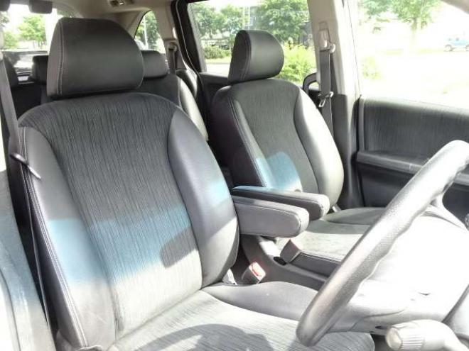 フリード1.5 G ジャストセレクション 4WD　検R9.4　即 納 可　本州車 保証1年/走行距離無制限　4WD パワースライドドア　純正ナビ　ワンセグ　バックカメラ　HID　Bluetooth接続　ハーフレザーシート　ビルトインETC　ステアリングスイッチ 1500