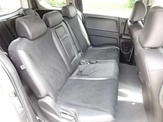 フリード1.5 G ジャストセレクション 4WD　検R9.4　即 納 可　本州車 保証1年/走行距離無制限　4WD パワースライドドア　純正ナビ　ワンセグ　バックカメラ　HID　Bluetooth接続　ハーフレザーシート　ビルトインETC　ステアリングスイッチ 1500