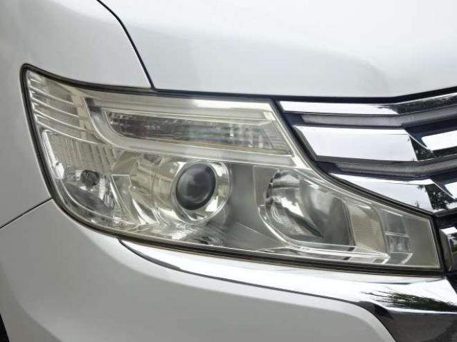 ステップワゴン2.0 スパーダ Z インターナビ セレクション 4WD　本州車　保証1年/走行距離無制限　4WD 後期型　両側パワースライドドア　純正ナビ　地デジ　バックカメラ　ETC　アイドリングストップ　クルーズコントロール　スマートキー　16インチアルミホイール 2000