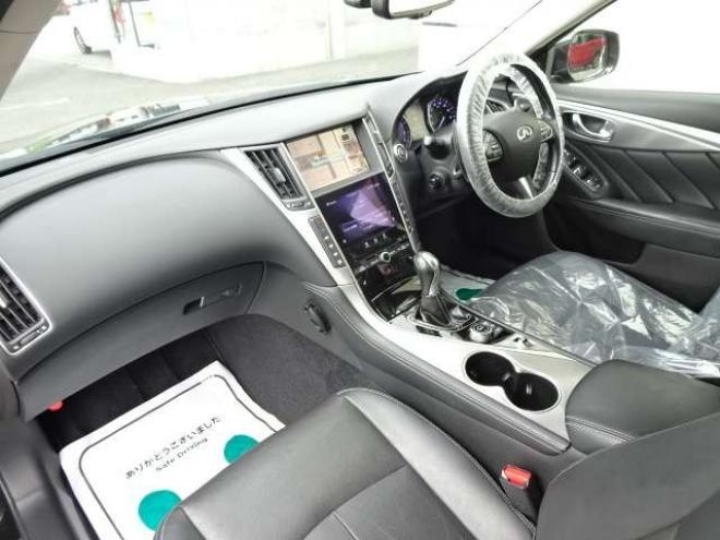 スカイライン3.5 350GT FOUR ハイブリッド タイプSP　本州車　ハイブリットシステム保証2年/走行距離無制限　 4WD　黒革パワーシート　 エアロ 20AW  エスカーズカスタム　メーカーナビ　全方位カメラ　地デジ　シートメモリー　20AW　LEDヘッドライト 3500
