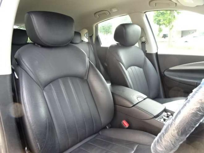 スカイラインクロスオーバー3.7 370GT FOUR タイプP 4WD　本州車　保証1年/走行距離無制限　メーカーナビ　パノラミックビューモニター　地デジ　BOSEサウンドシステム　本革パワーシート　シートヒーター　シートメモリー　社外20インチアルミ　純正エンジンスターター 3700