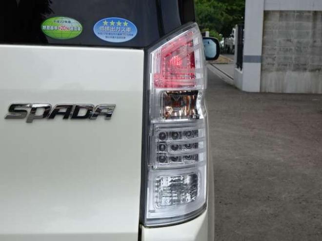 ステップワゴン2.0 スパーダ Z 4WD　本州車　保証1年/走行距離無制限　4WD　両側パワースライドドア　純正ナビ　地デジ　バックカメラ　フリップダウンモニター　ETC　HID　16インチアルミ　純正カーテン　AC100Vコンセント　ステアリングスイッチ 2000