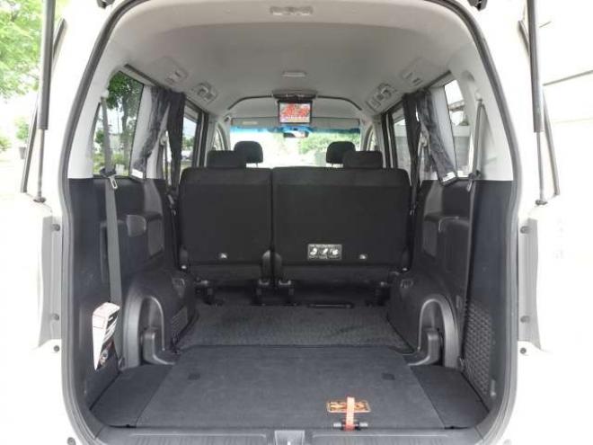ステップワゴン2.0 スパーダ Z 4WD　本州車　保証1年/走行距離無制限　4WD　両側パワースライドドア　純正ナビ　地デジ　バックカメラ　フリップダウンモニター　ETC　HID　16インチアルミ　純正カーテン　AC100Vコンセント　ステアリングスイッチ 2000