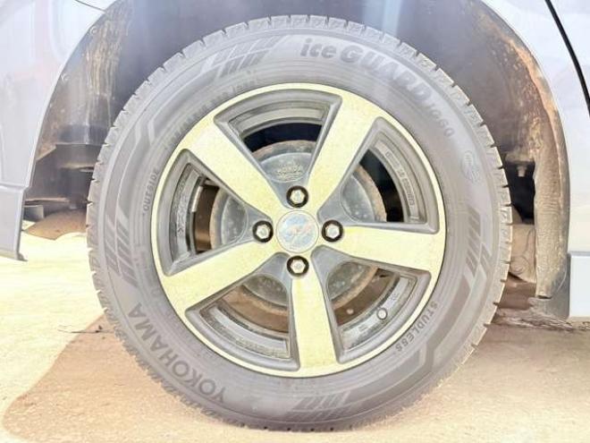 フリードハイブリッド1.5 ジャストセレクション　下廻防錆TVナビBカメ後席モニタETC 2WD 1500
