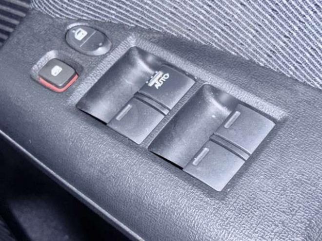 フリードハイブリッド1.5 ジャストセレクション　下廻防錆TVナビBカメ後席モニタETC 2WD 1500