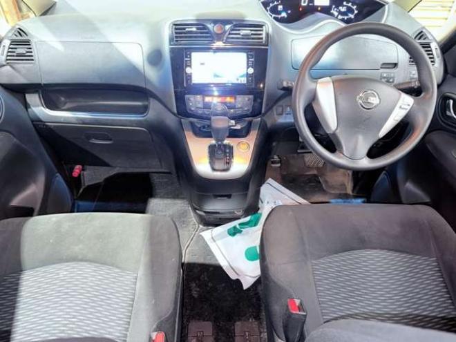 セレナ2.0 20X Vセレクション+Safety 4WD　下廻防錆TVナビBカメETC 2000