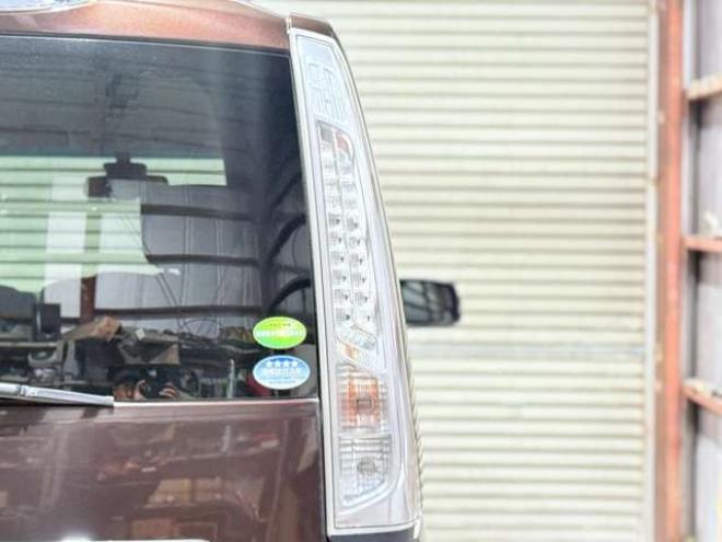 セレナ2.0 20X Vセレクション+Safety 4WD　下廻防錆TVナビBカメETC 2000