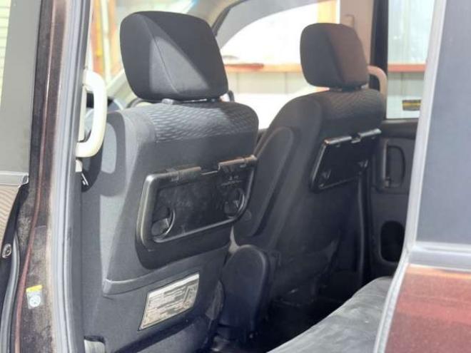 セレナ2.0 20X Vセレクション+Safety 4WD　下廻防錆TVナビBカメETC 2000