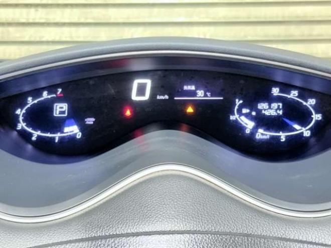 セレナ2.0 20X Vセレクション+Safety 4WD　下廻防錆TVナビBカメETC 2000