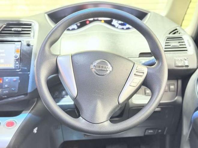 セレナ2.0 20X 4WD　下廻防錆TVナビBカメ後席モニタETC 2000