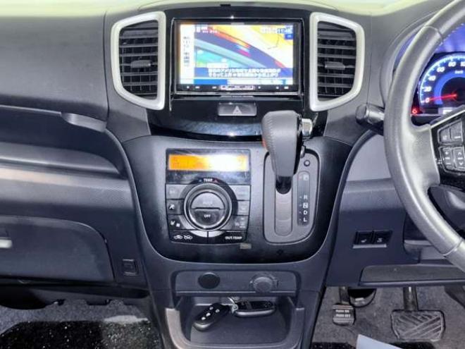 ソリオ1.2 バンディット 4WD　下廻防錆TVナビ 1200
