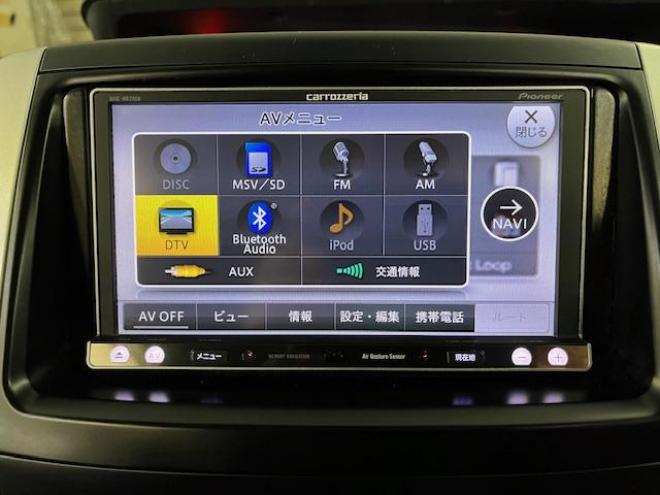 ヴォクシーＺＳ　禁煙車　ＷＡＫＯＳバリアスコーティング済　純正１６インチＡＷ　純正１６ＡＷ＋スタッドレスタイヤ付　両側パワースライドドア　カロッツェリアナビ（フルセグ地デジ　ＤＶＤ再生　Ｂｌｕｅｔｏｏｔｈ　ミュージックサーバー）＋バックカメラ　アルパイン製リアフリップダウンモニター　ＰＵＳＨスタート　スマートキー　パドルシフト　ＨＩＤヘッドライト　タイミングチェーン　ＥＴＣ 4WD 2000 5Dr